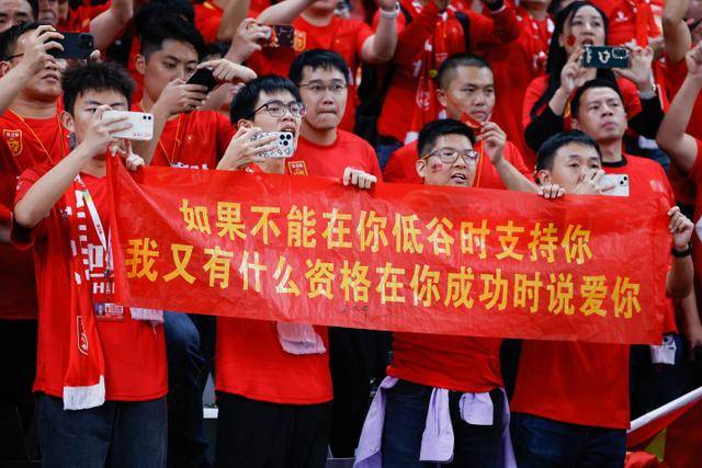 福登在对阵伊普斯维奇比赛中的出色表现分析